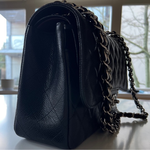 Chanel Classic Jumbo Flap Caviar Silver Hardware - Picture 2 of 8